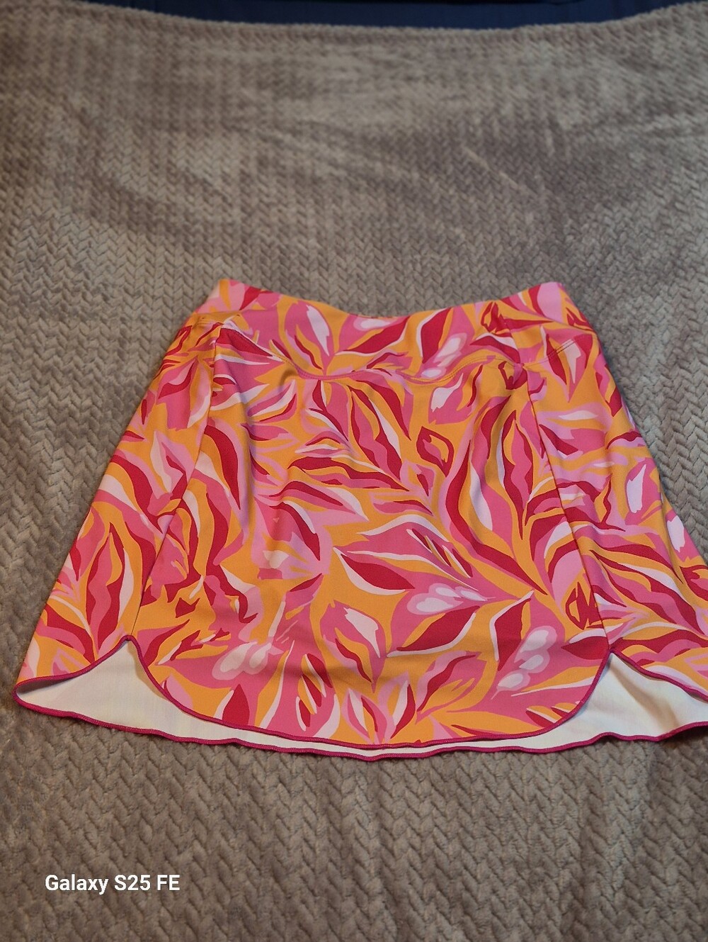 Cagola Women’s Pink, Orange & White Swim or Athletic Skort, Size Small, Like New